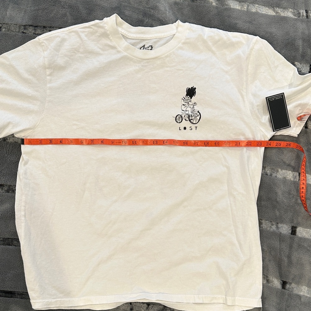 …Lost Classic Surf Brand White Tee Large. NWT - Picture 7 of 7